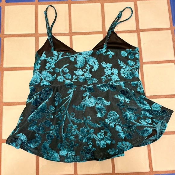 Velvet Teal Floral Tank - Picture 2 of 4